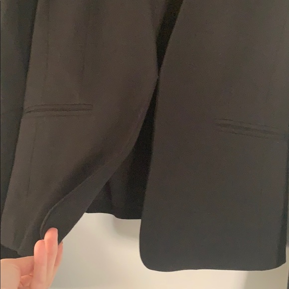 Cartonnier Bell Sleeve Blazer - Picture 5 of 5